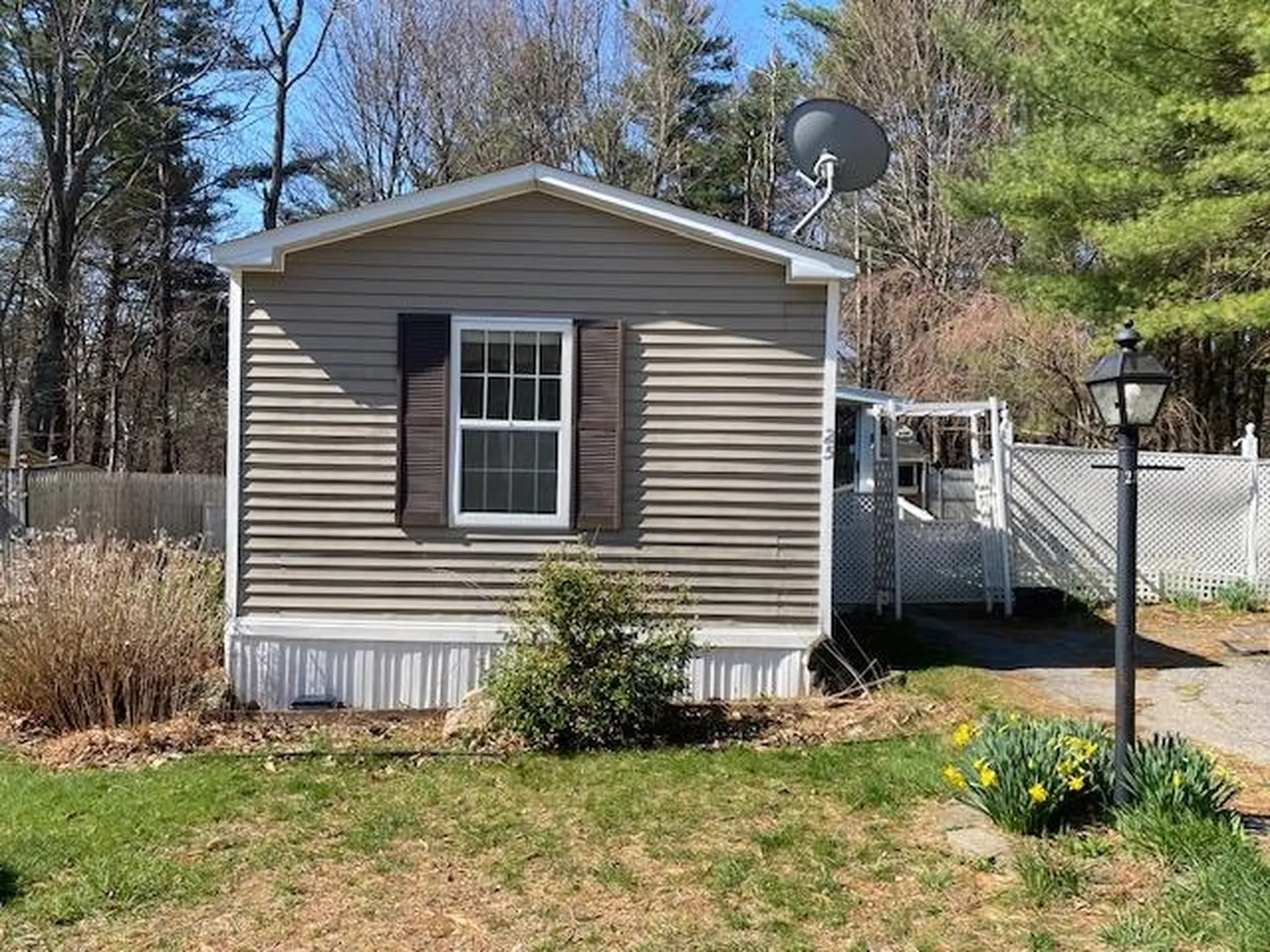 25 Fox Cross Lane Northwood NH 03261
