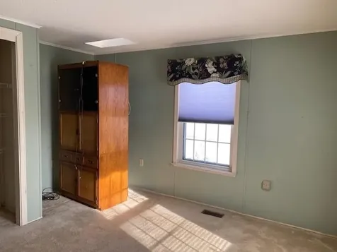 25 Fox Cross Lane Northwood NH 03261