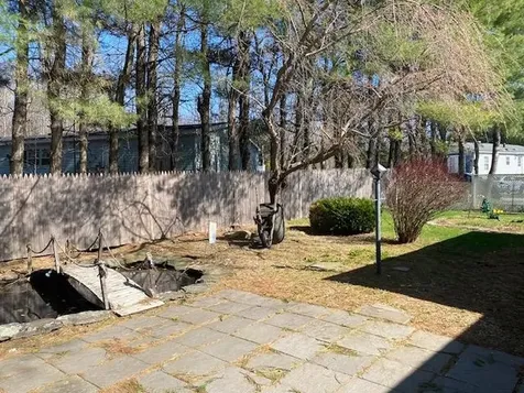 25 Fox Cross Lane Northwood NH 03261