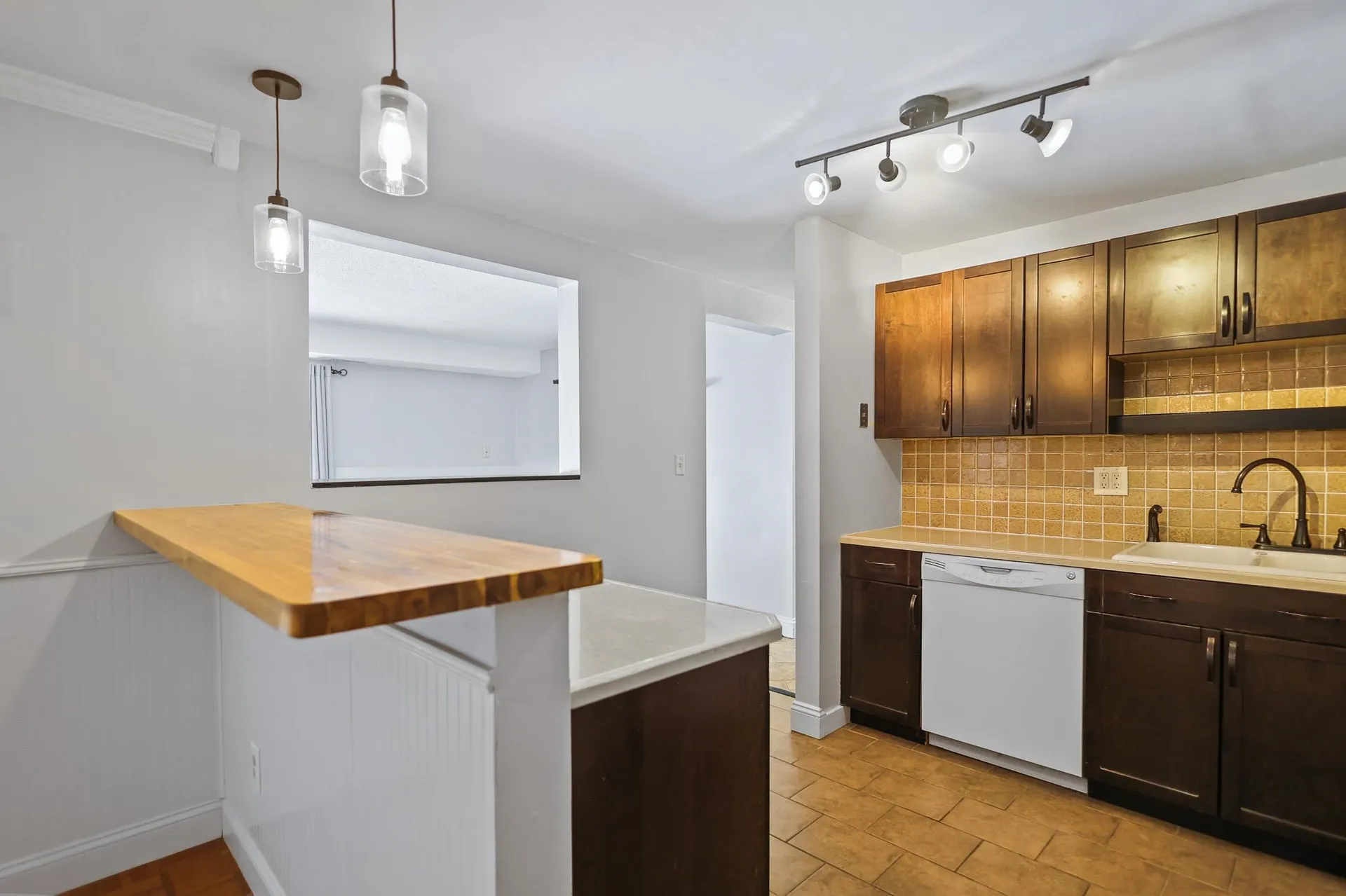 2 Brookside Drive Exeter NH 03833