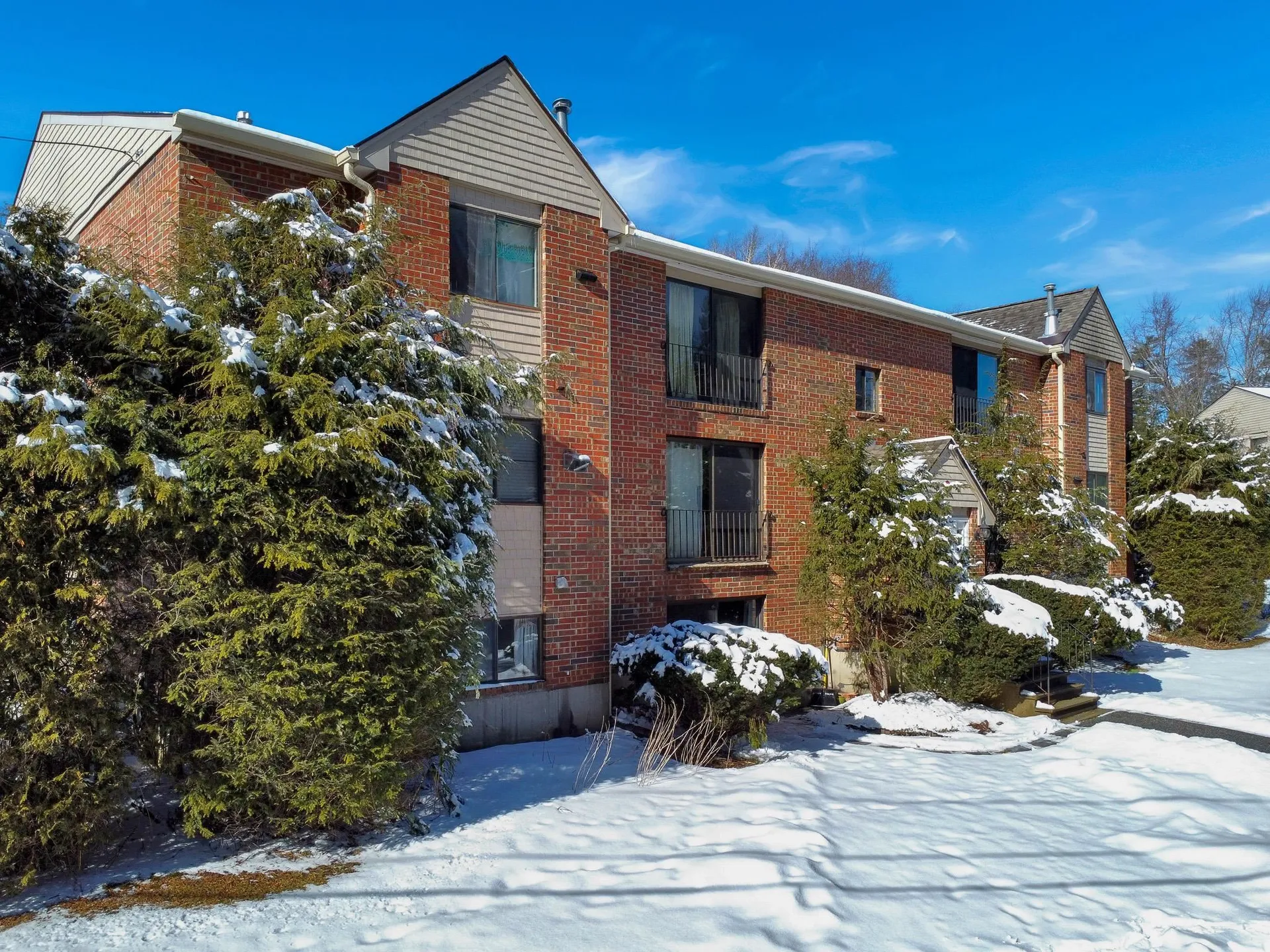 2 Brookside Drive Exeter NH 03833