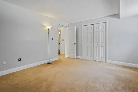 2 Brookside Drive Exeter NH 03833