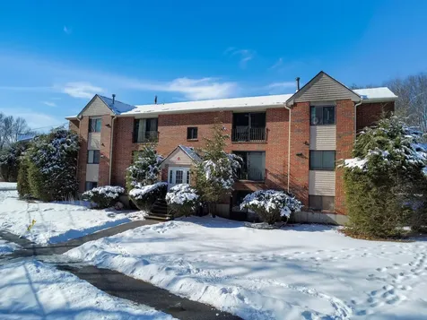 2 Brookside Drive Exeter NH 03833