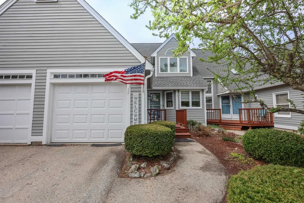 359 Winding Pond Road Londonderry NH 03053