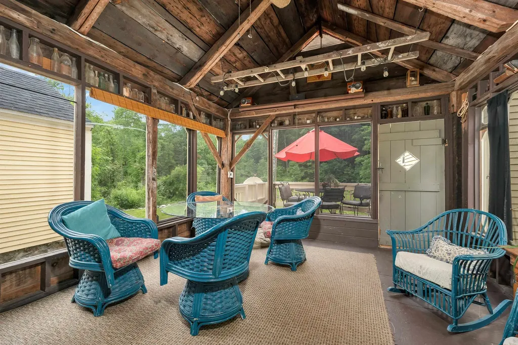 69 East Main Street Warner NH 03278