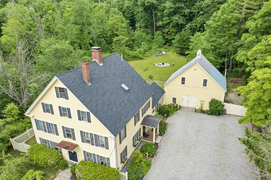 69 East Main Street Warner NH 03278