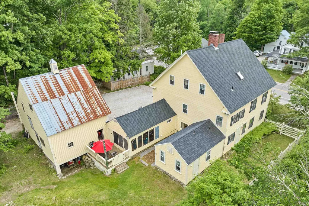 69 East Main Street Warner NH 03278