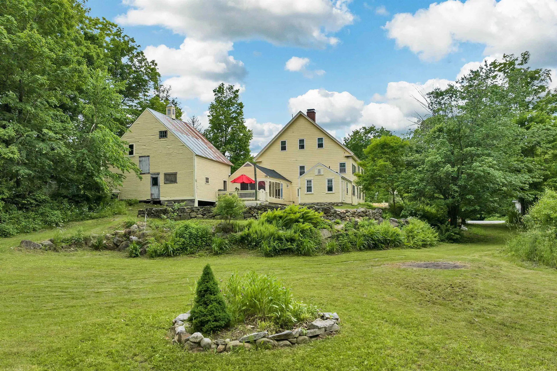 69 East Main Street Warner NH 03278