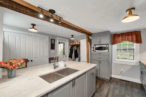 69 East Main Street Warner NH 03278