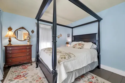 69 East Main Street Warner NH 03278