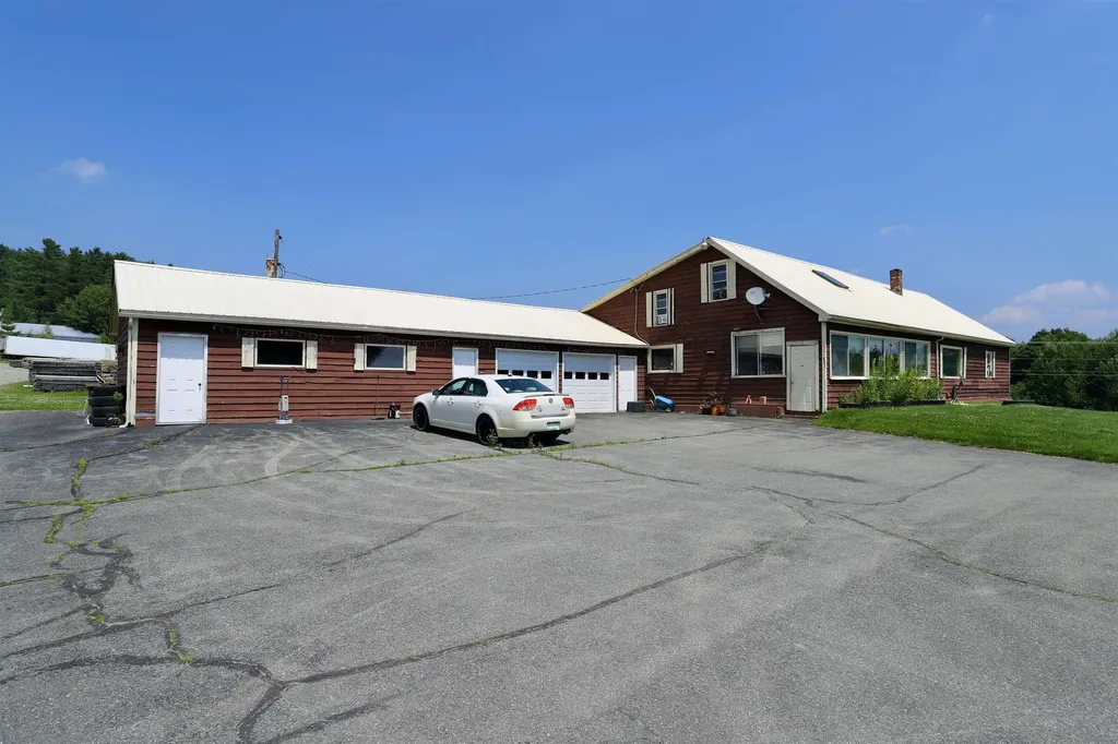 6 Simino Lane Irasburg VT 05845
