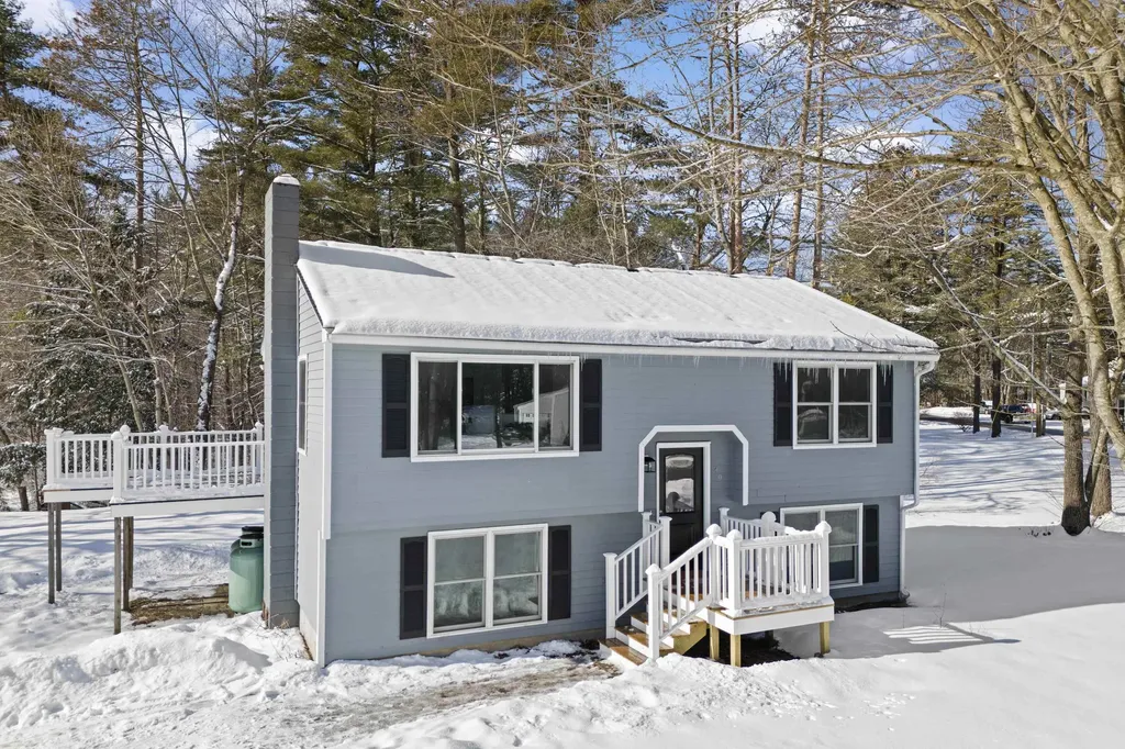 49 Depot Road Epping NH 03025