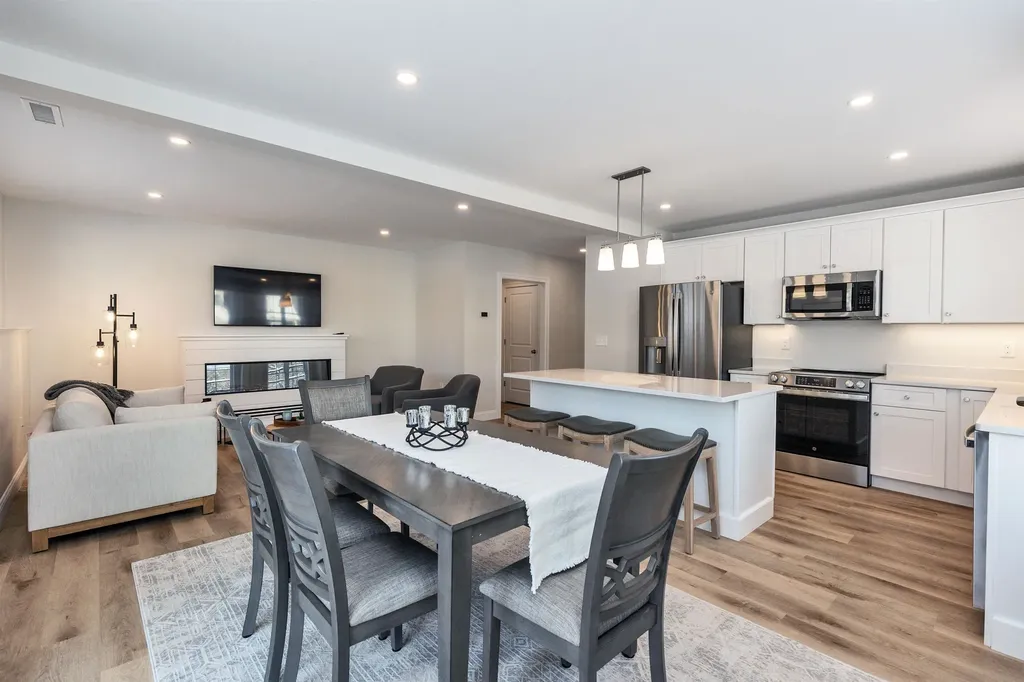 000 Woodmans Lane Peterborough NH 03458