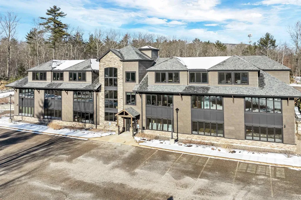 81 Whittier Highway Moultonborough NH 03254