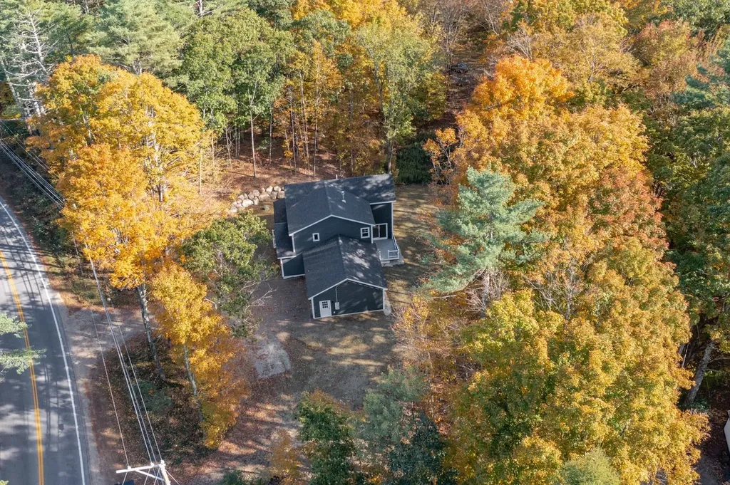 890 Franklin Pierce Highway Barrington NH 03825