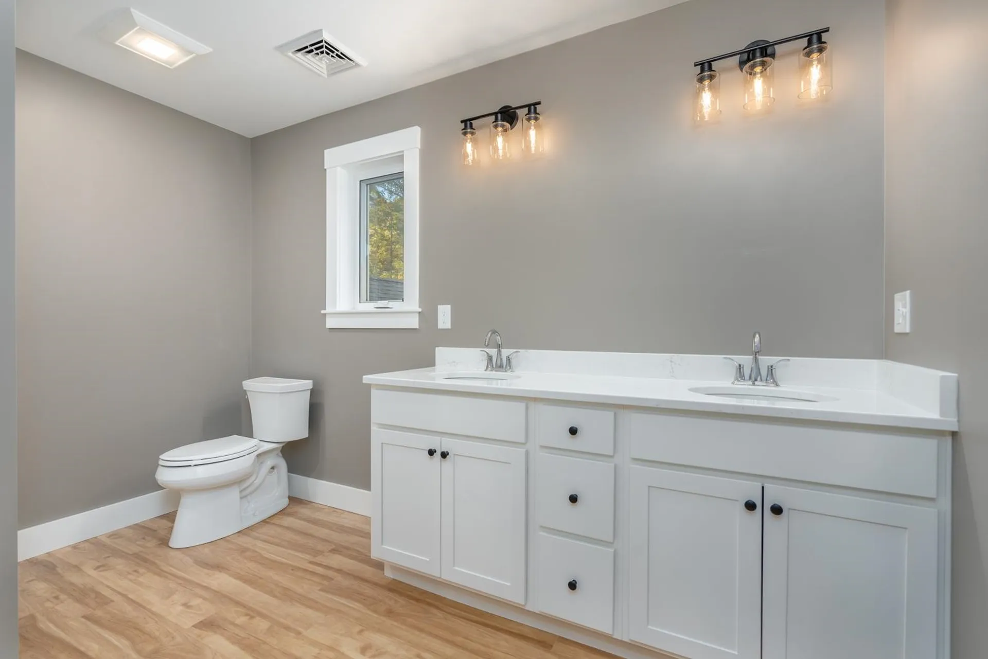 890 Franklin Pierce Highway Barrington NH 03825