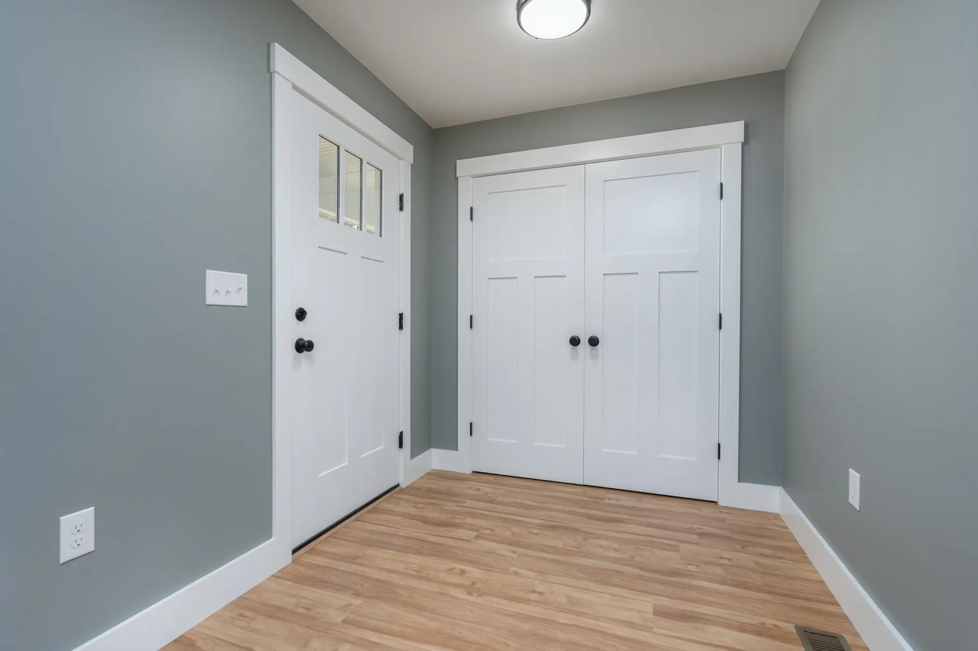 890 Franklin Pierce Highway Barrington NH 03825