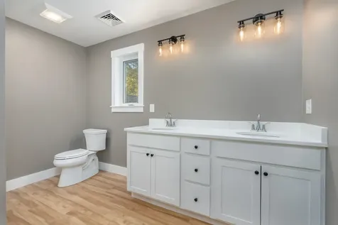 890 Franklin Pierce Highway Barrington NH 03825