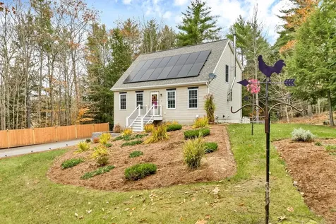 10 Foss Drive Barnstead NH 03225