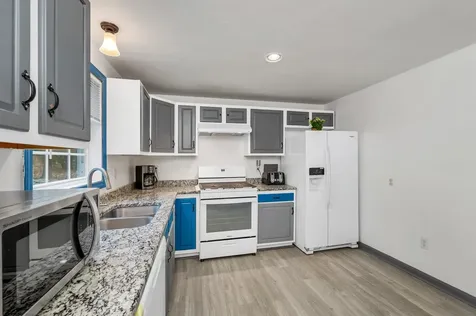 10 Foss Drive Barnstead NH 03225