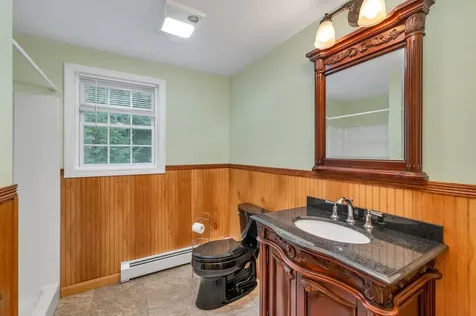 10 Foss Drive Barnstead NH 03225