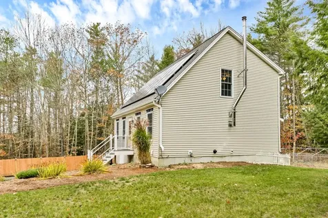 10 Foss Drive Barnstead NH 03225