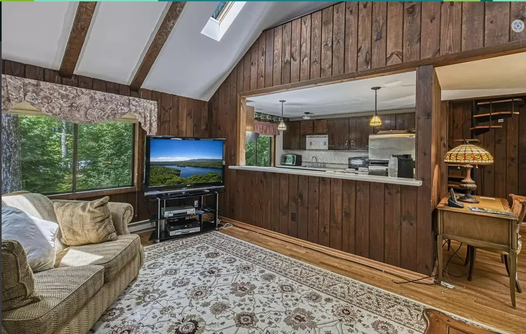 3 Lark Place Enfield NH 03748