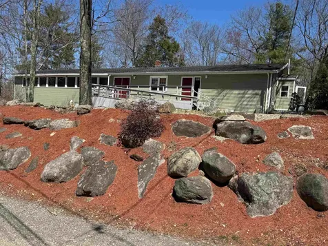 277 Baxter Lake Drive Rochester NH 03867