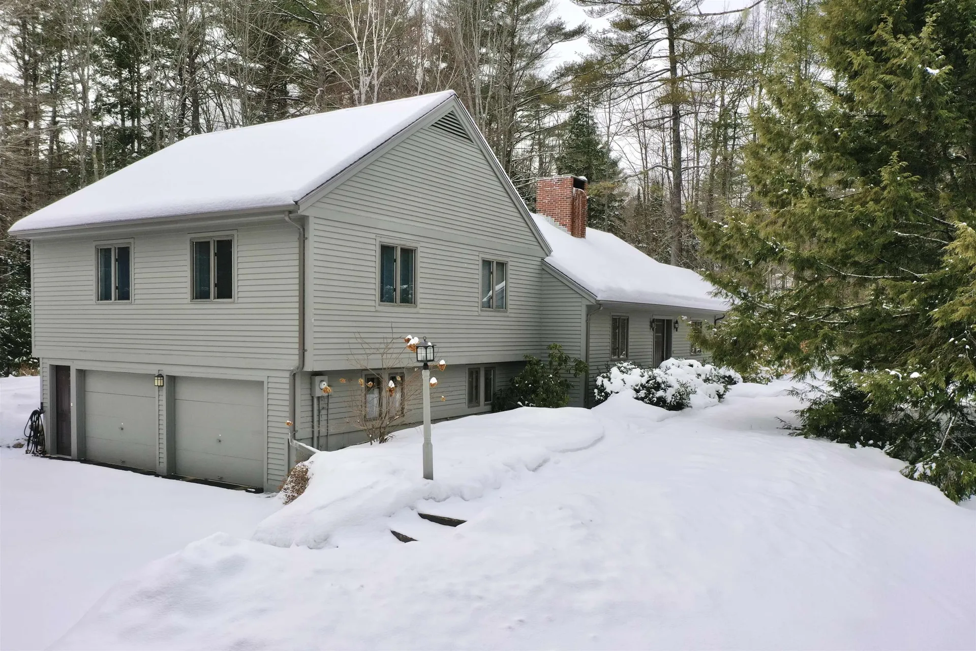 209 Fairway Lane New London NH 03257
