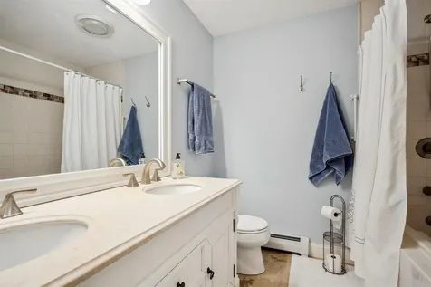 209 Fairway Lane New London NH 03257