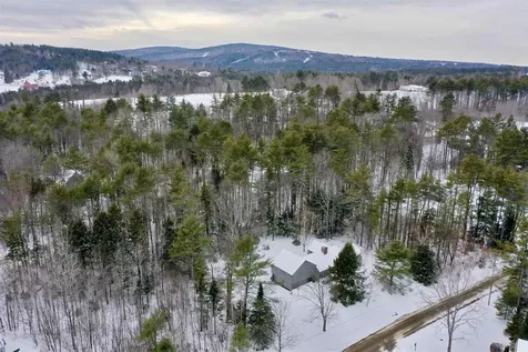 209 Fairway Lane New London NH 03257