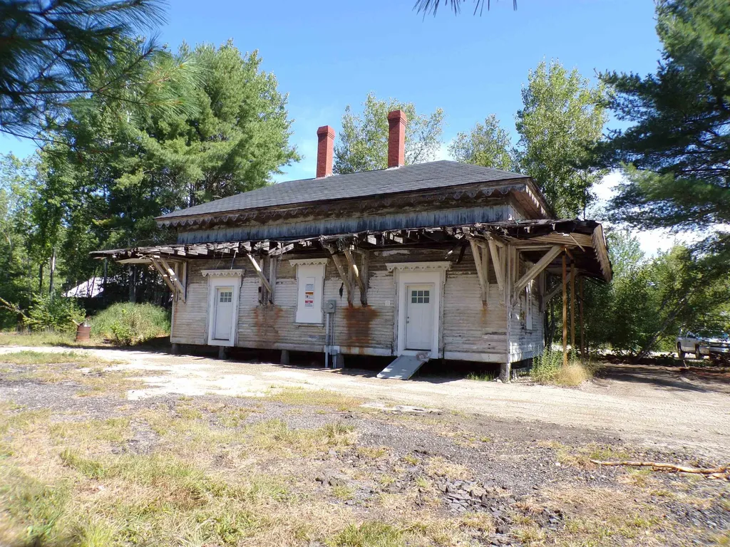 40 Old Route 28 Ossipee NH 03864