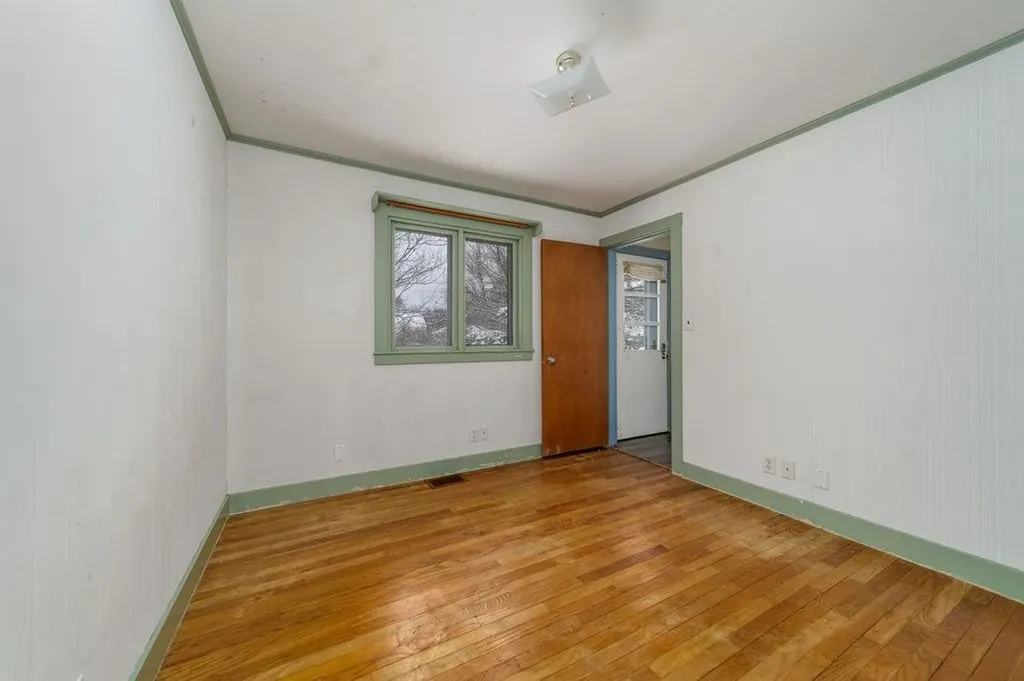 13 Estabrook Circle Lebanon NH 03784