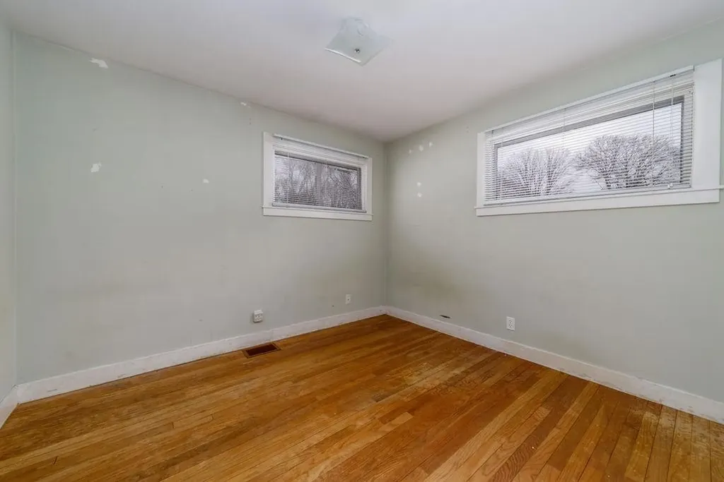 13 Estabrook Circle Lebanon NH 03784