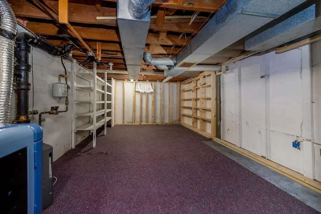 13 Estabrook Circle Lebanon NH 03784