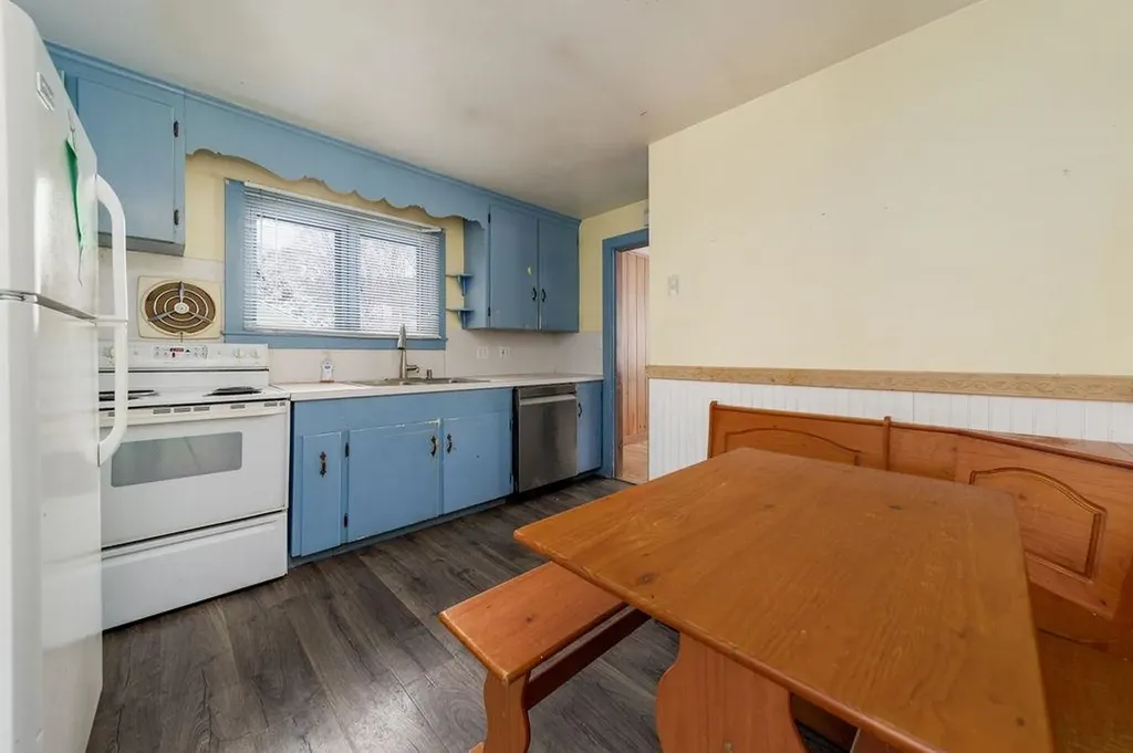 13 Estabrook Circle Lebanon NH 03784