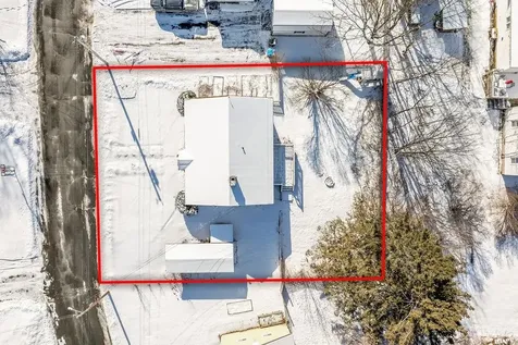 13 Estabrook Circle Lebanon NH 03784