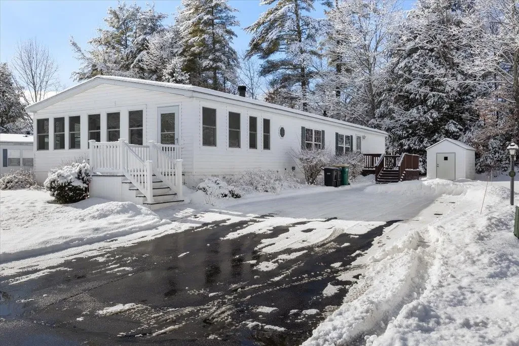 39 Temple Drive Rochester NH 03868