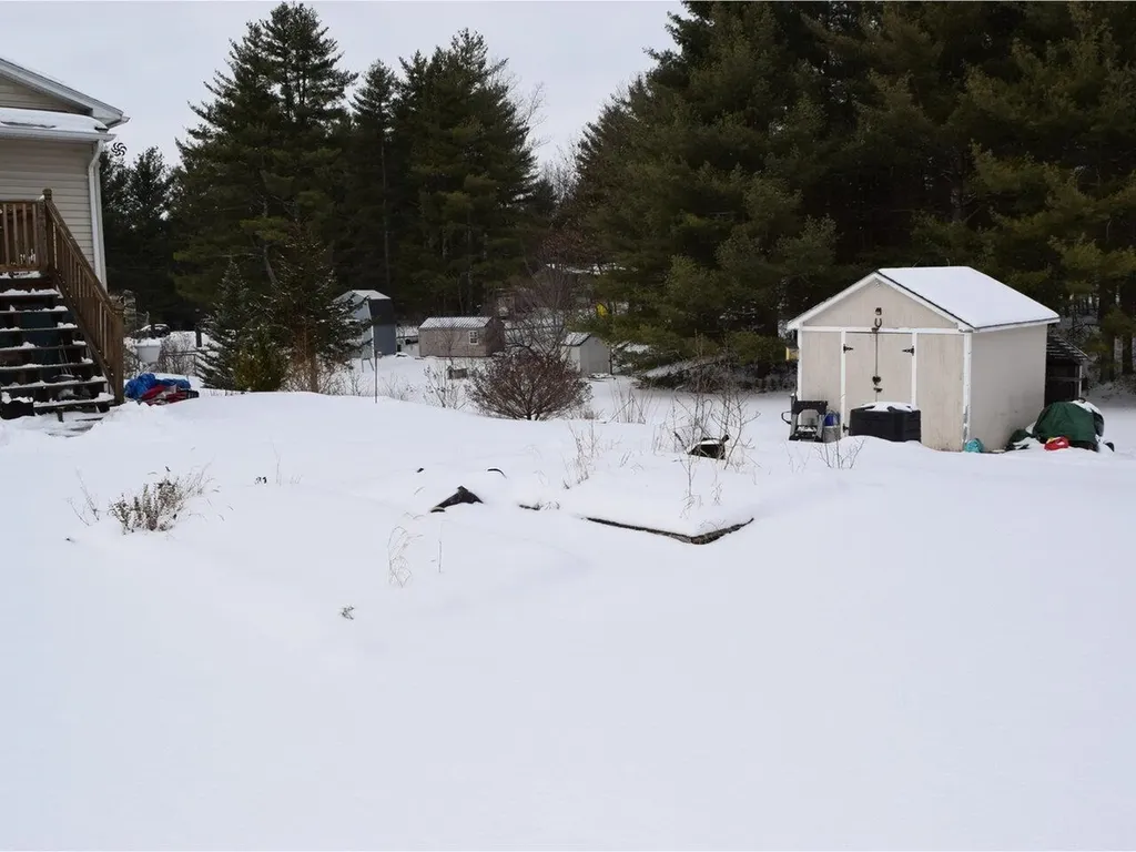 498 Sandy Birch Road Georgia VT 05468