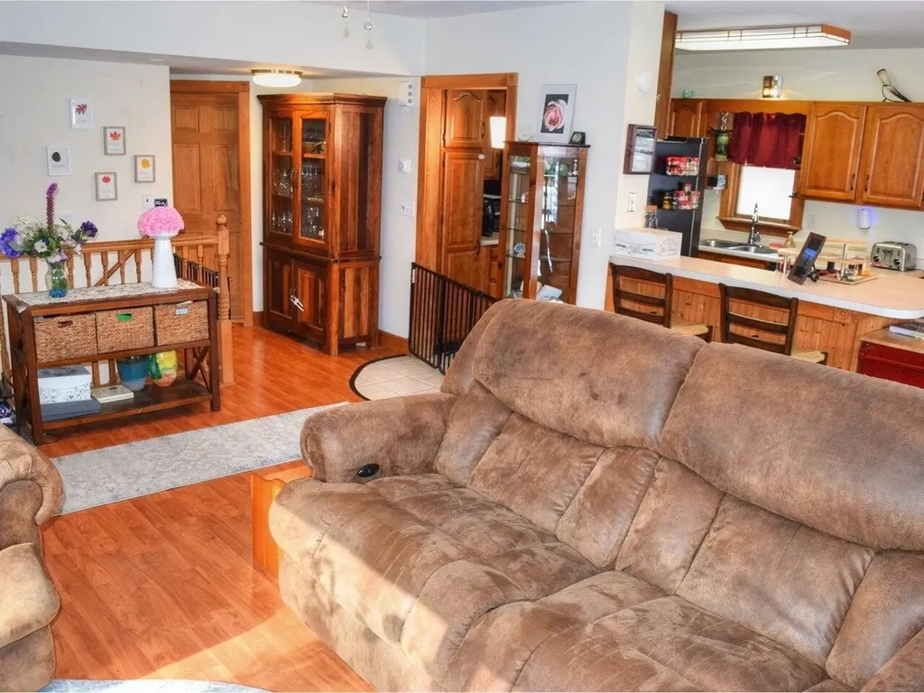 498 Sandy Birch Road Georgia VT 05468