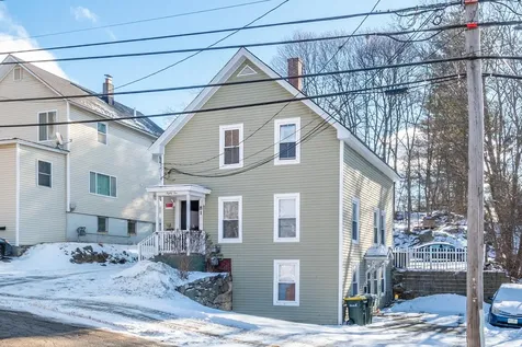 81 Pine Street Laconia NH 03246