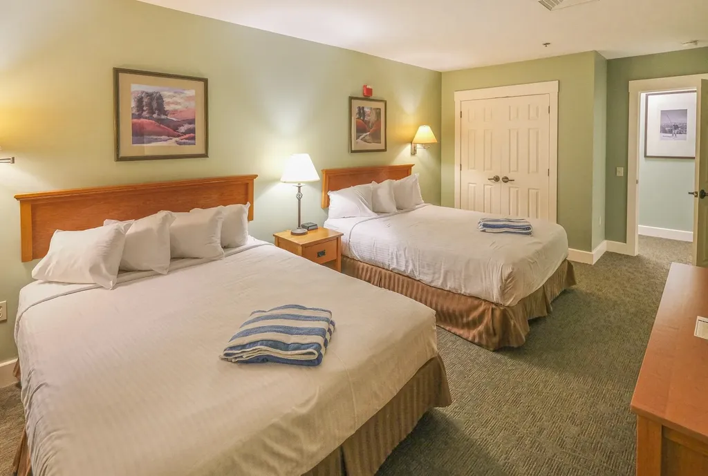 335/337 Qii Jackson Gore Inn Ludlow VT 05149