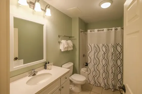 335/337 Qii Jackson Gore Inn Ludlow VT 05149