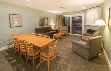 335/337 Qii Jackson Gore Inn Ludlow VT 05149