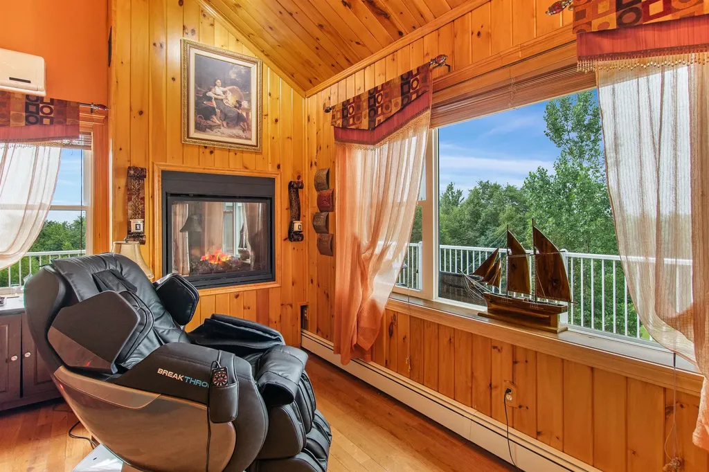 158 Angels Road Colebrook NH 03576