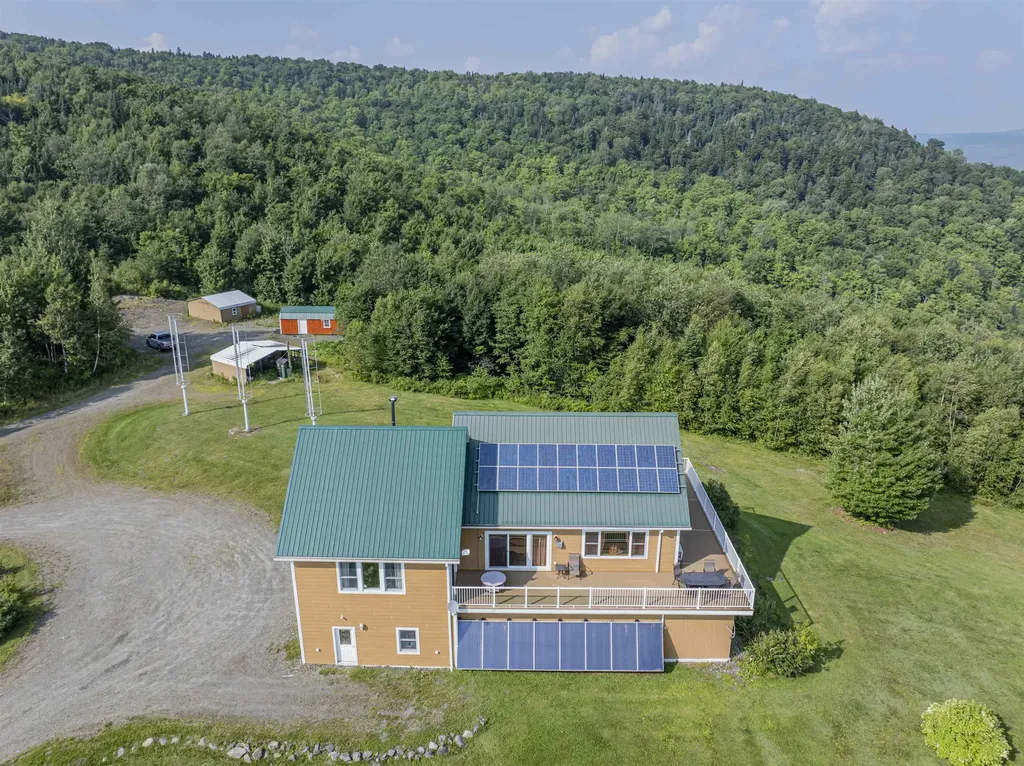 158 Angels Road Colebrook NH 03576