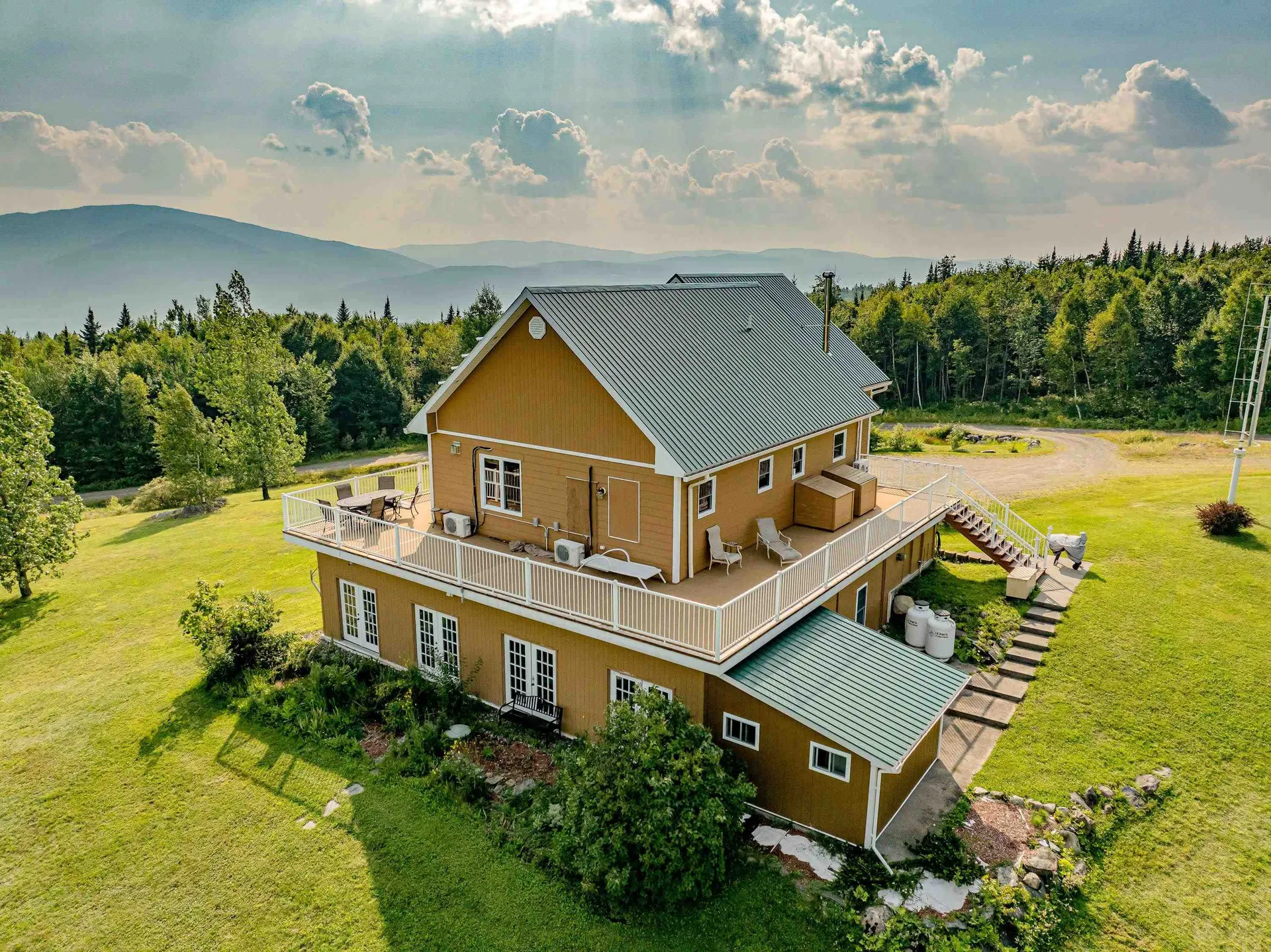 158 Angels Road Colebrook NH 03576