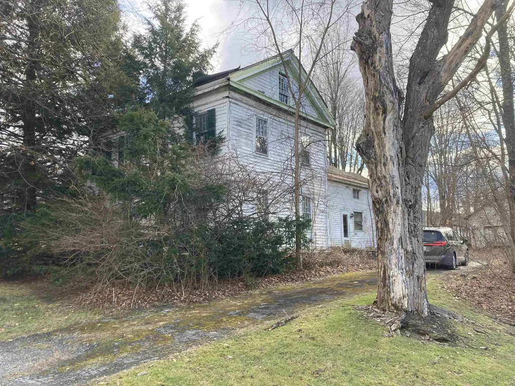 44 East Main Street Poultney VT 05764