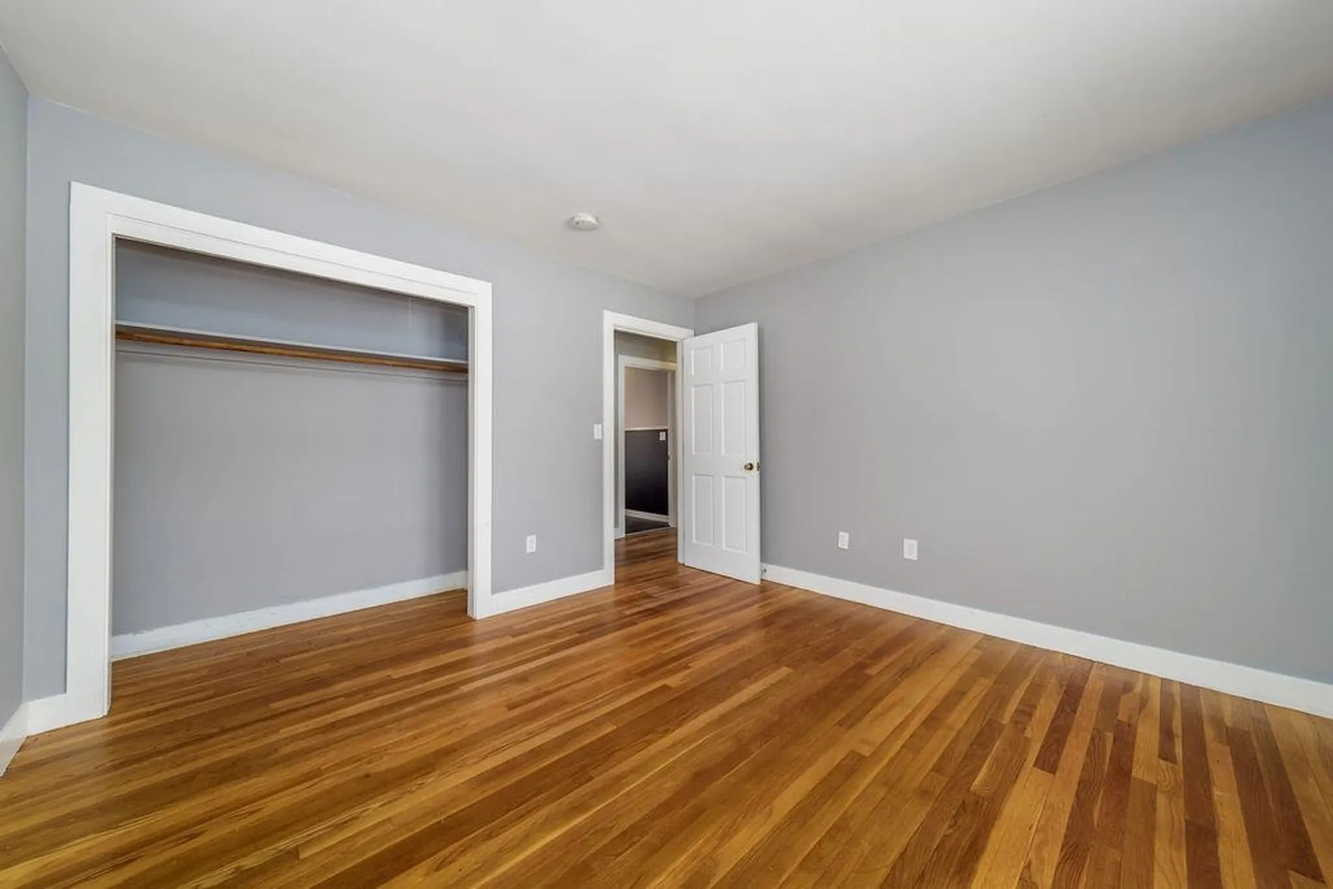 24 Ash Street Hartford VT 05001