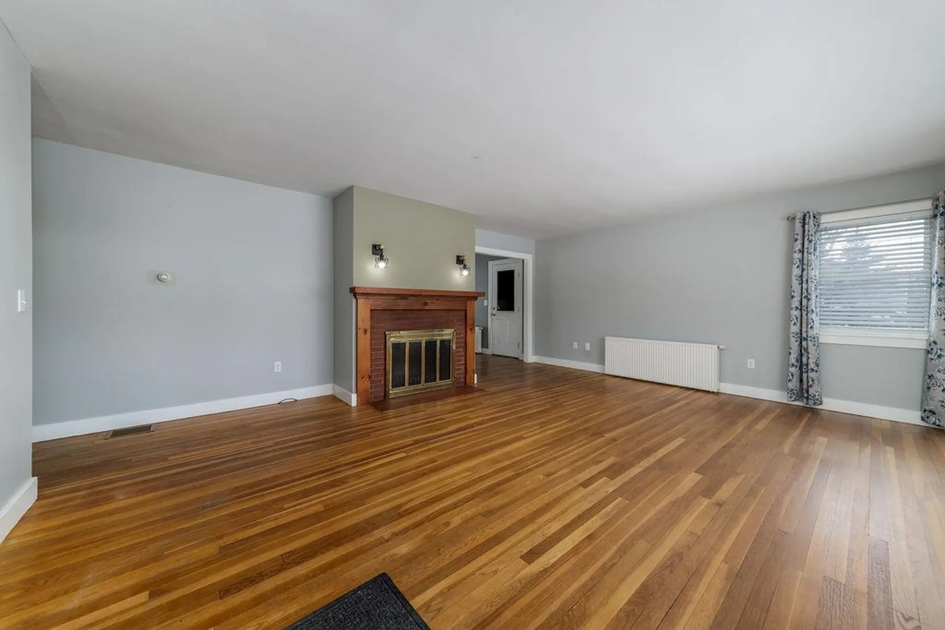 24 Ash Street Hartford VT 05001